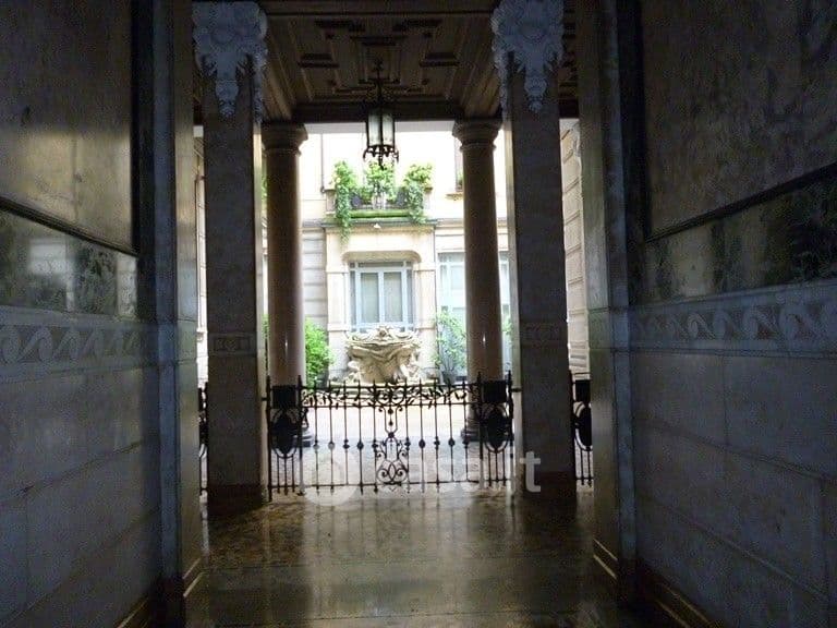 Quadrilocale in Affitto in via Bazzoni a Milano property